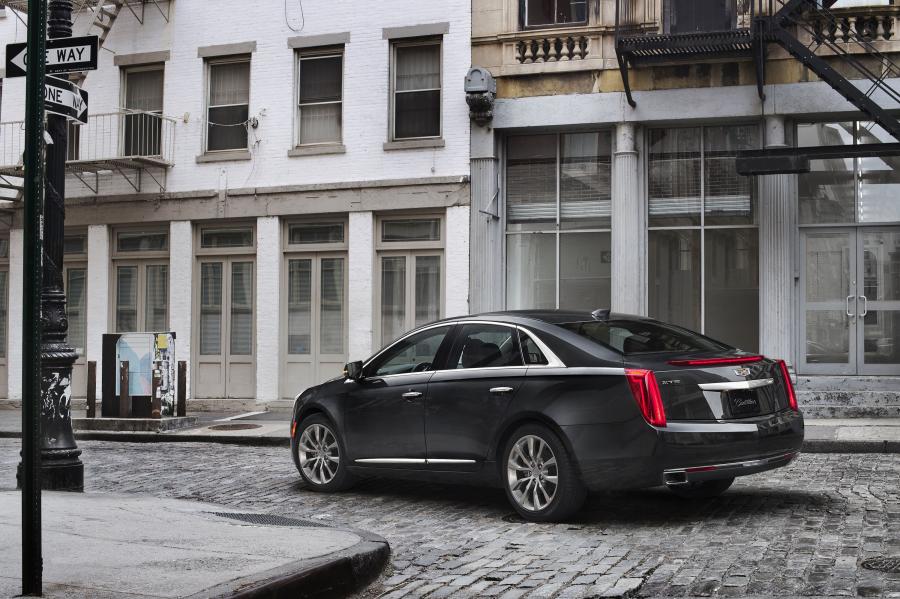  Cadillac XTS 2016 года  (фото 2 из 3)